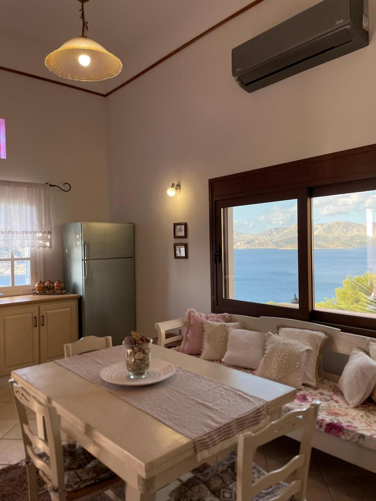 Villa Next To The Sea!! Myrties Buitenkant foto